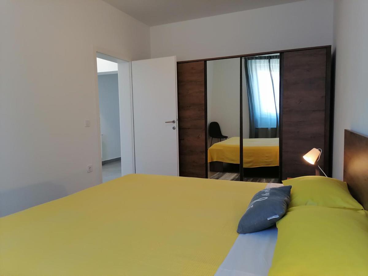 Holiday Apartment Dunja 普拉 外观 照片