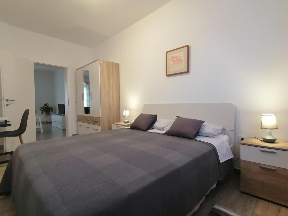 Holiday Apartment Dunja 普拉 外观 照片